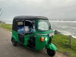 Bajaj RE 2013