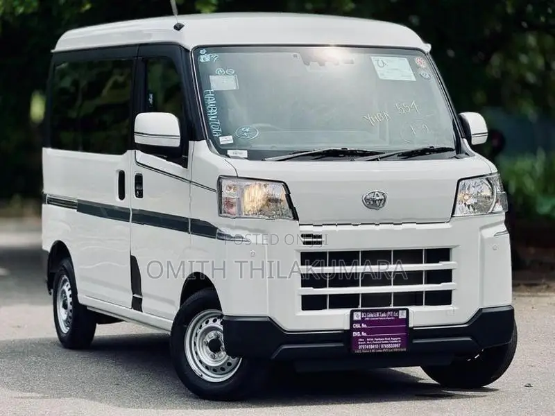 Toyota Pixis Van Japan 2025