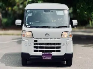 Toyota Pixis Van Japan 2025