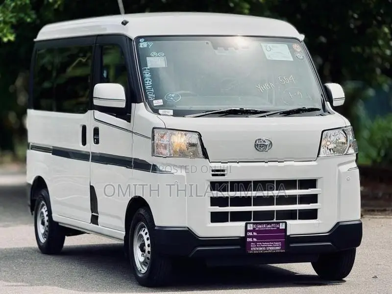 Toyota Pixis Van Japan 2025