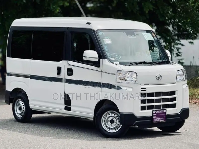 Toyota Pixis Van Japan 2025