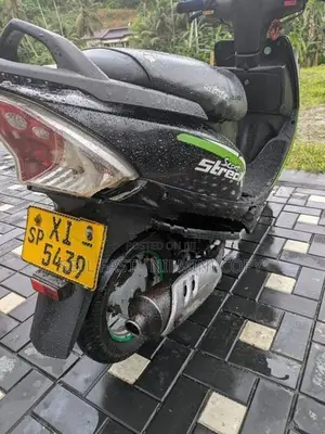 TVS Streak 2012