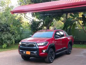 Toyota Hilux REVO ROCCO 2025