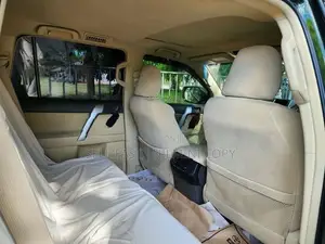 Toyota Land Cruiser Prado 2014