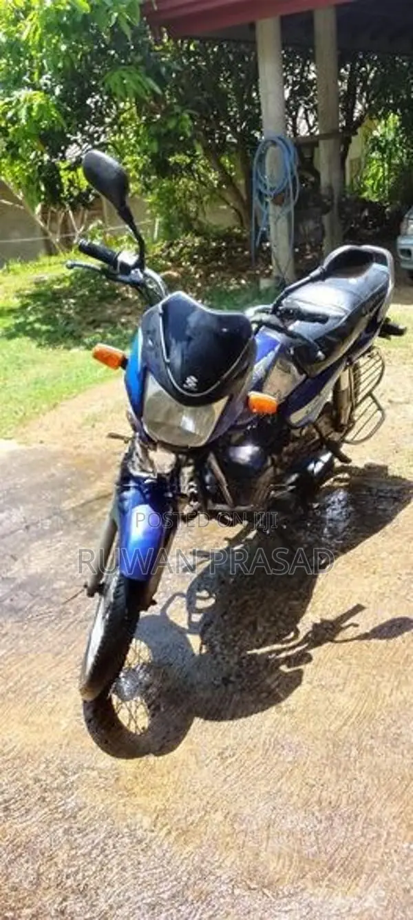 Bajaj Caliber 2003