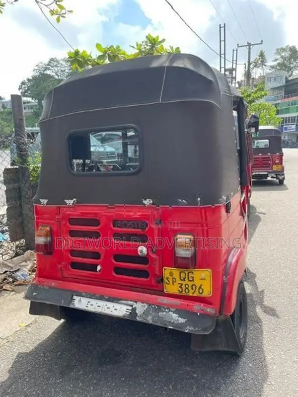 Bajaj RE 2006