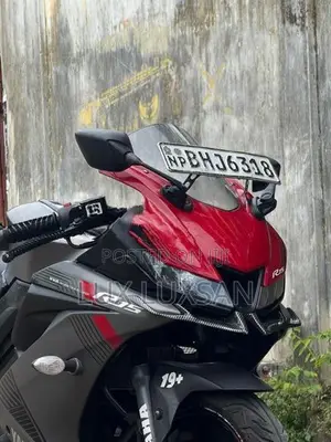 Yamaha R15 2018