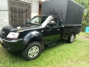 Tata Xenon 2019