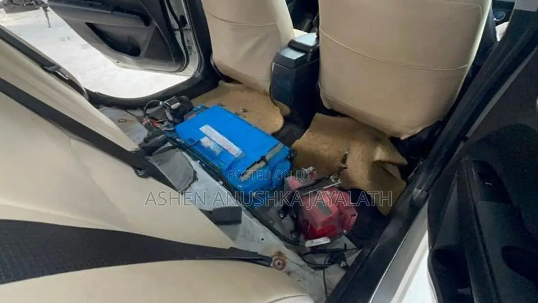Toyota Aqua Brand New Hybrid Battery ( Nimh Dry Cell)