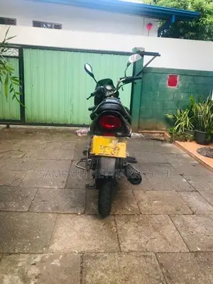 Bajaj Platina 2006