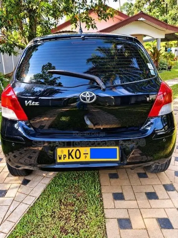 Toyota Vitz 2007