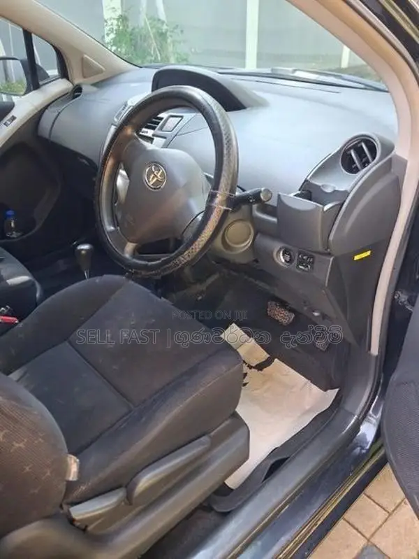 Toyota Vitz 2007