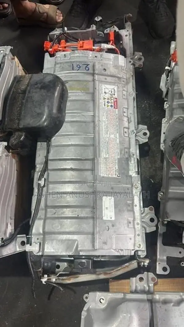 Toyota Prius 30 Hybrid Battery