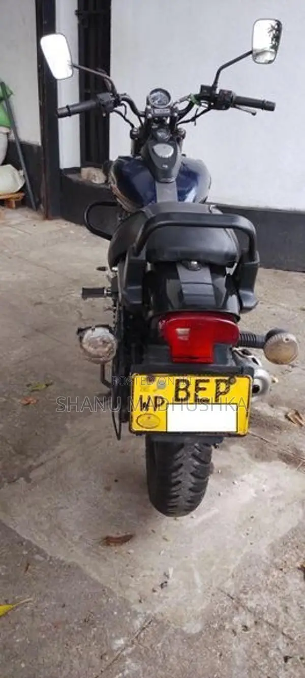 Bajaj Avenger 2016