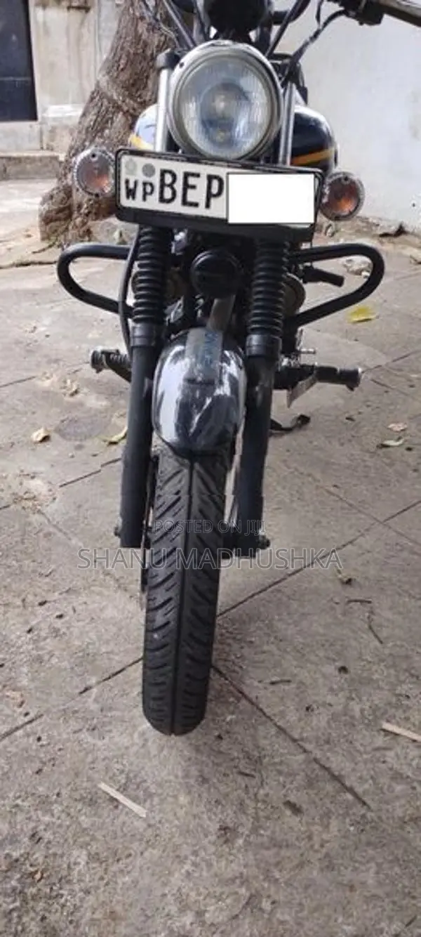 Bajaj Avenger 2016