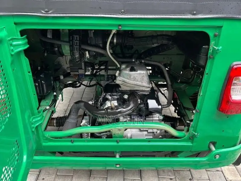 Bajaj RE EFI 238cc 2026