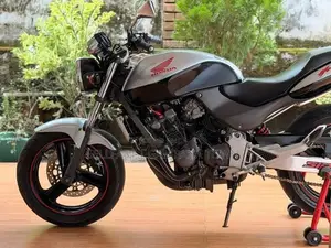 Honda Hornet 2012