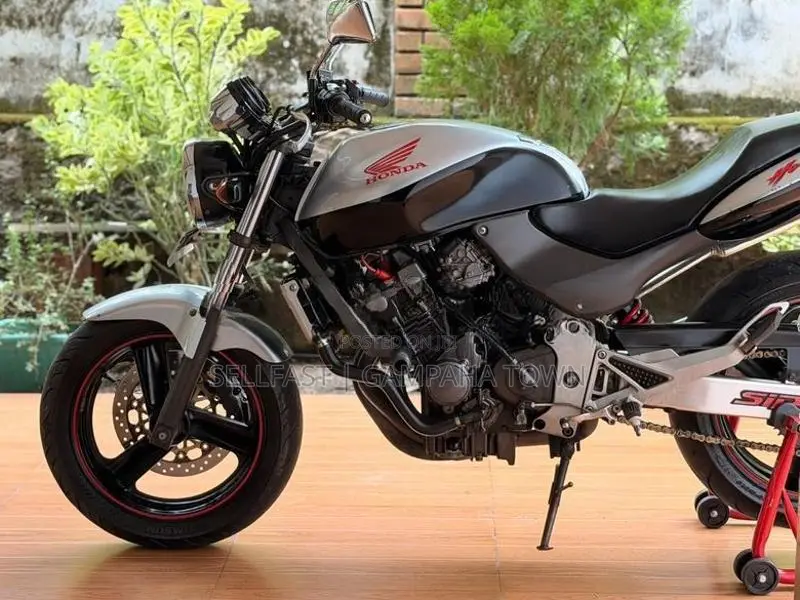 Honda Hornet 2012