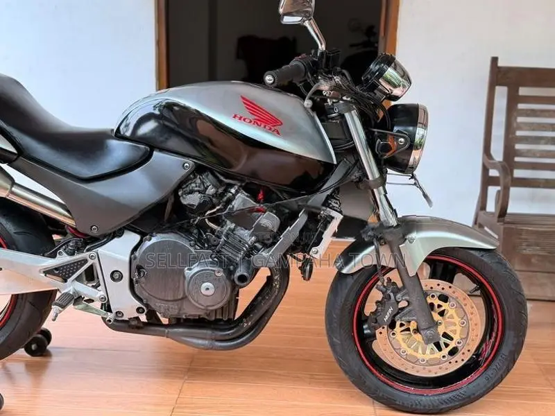 Honda Hornet 2012