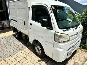 Daihatsu Hijet 2016