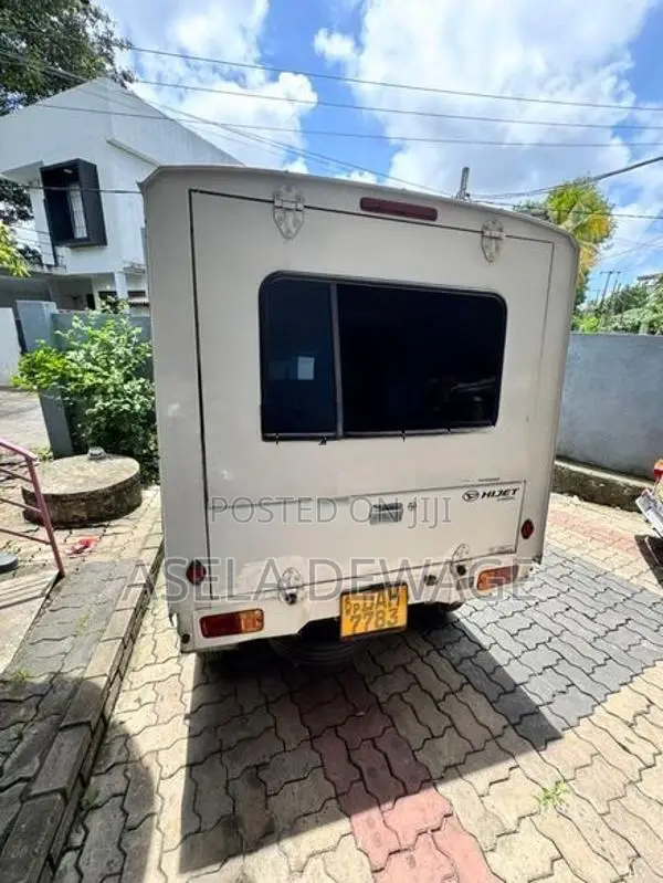 Daihatsu Hijet 2016