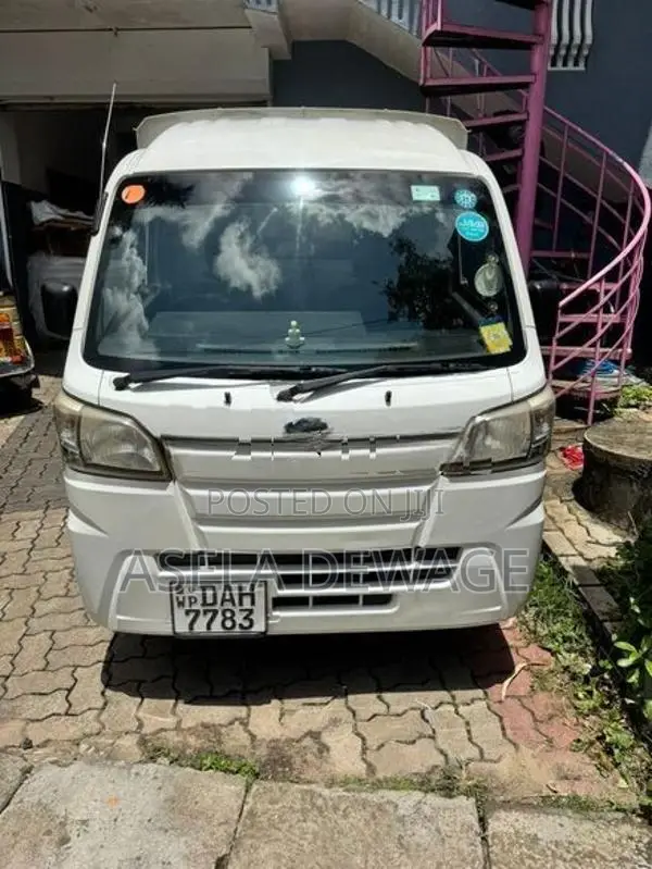Daihatsu Hijet 2016