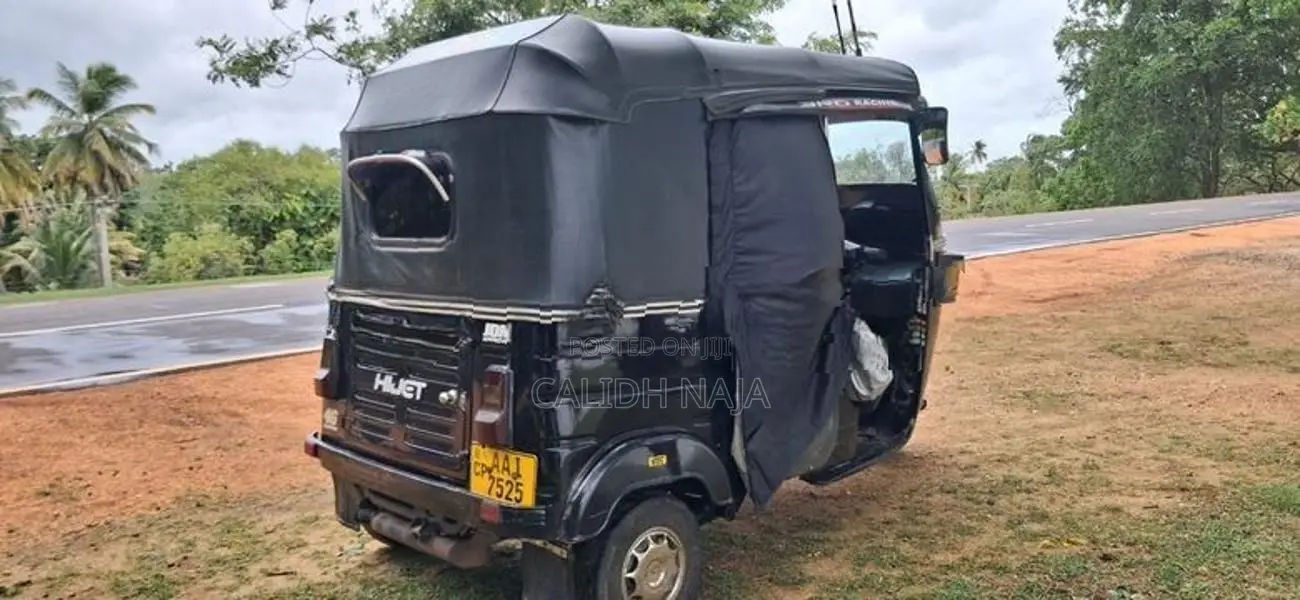 Bajaj RE Three Wheeler 2013