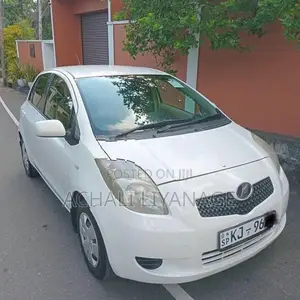Toyota Vitz 2007