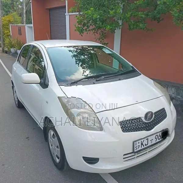 Toyota Vitz 2007