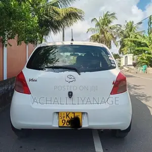 Toyota Vitz 2007