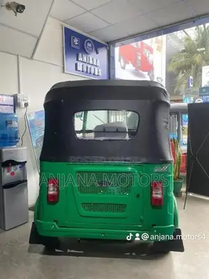 Bajaj RE 2026