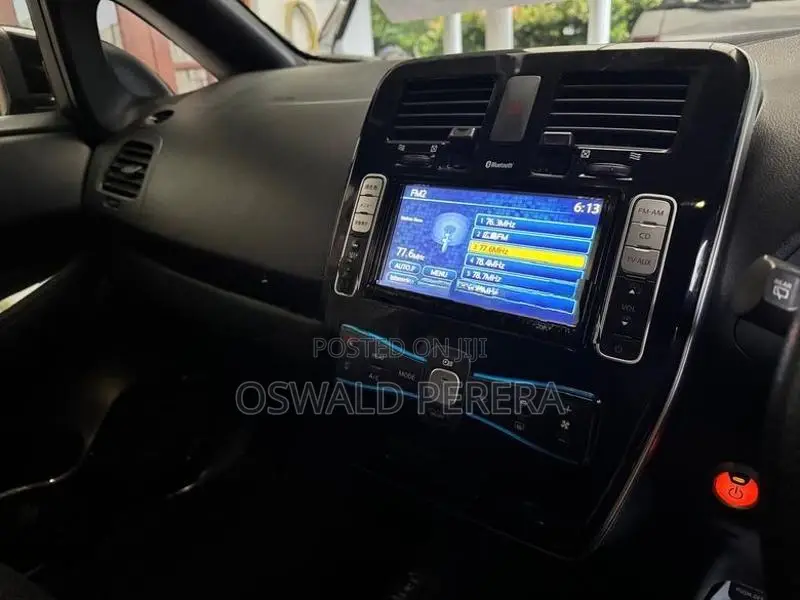 Nissan Leaf 2014