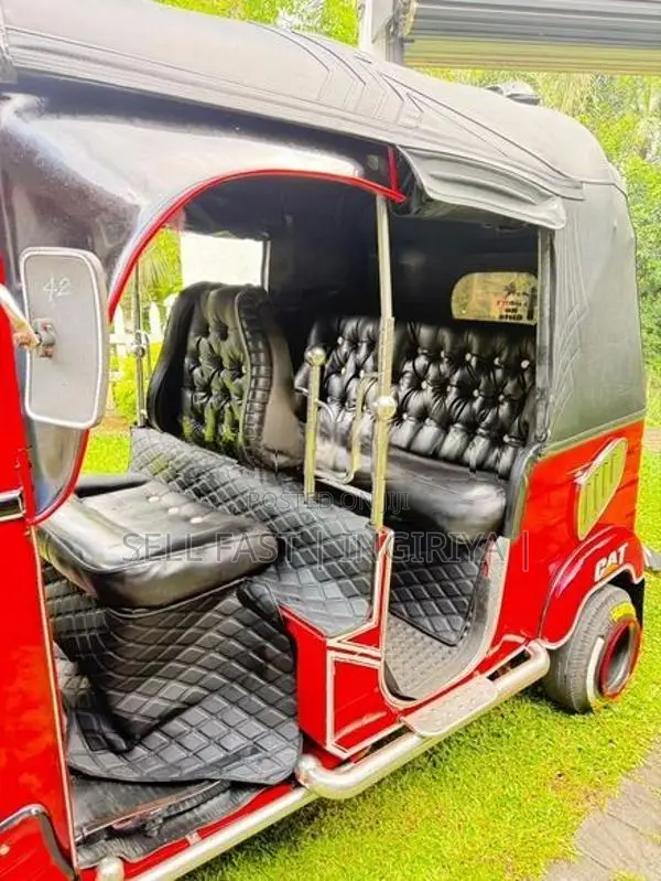Bajaj RE Three Wheeler 2015