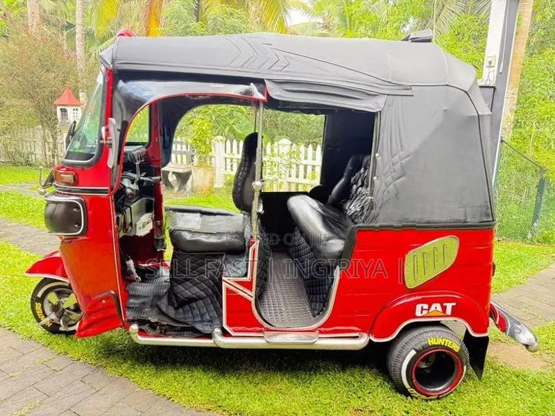 Bajaj RE Three Wheeler 2015