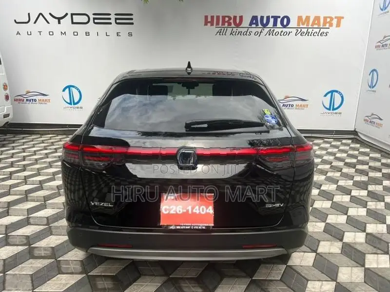 Honda Vezel X 2024