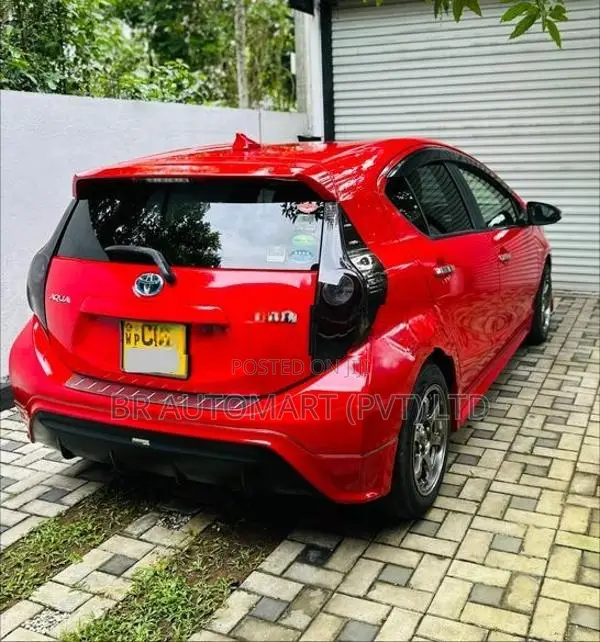 Toyota Aqua 2014