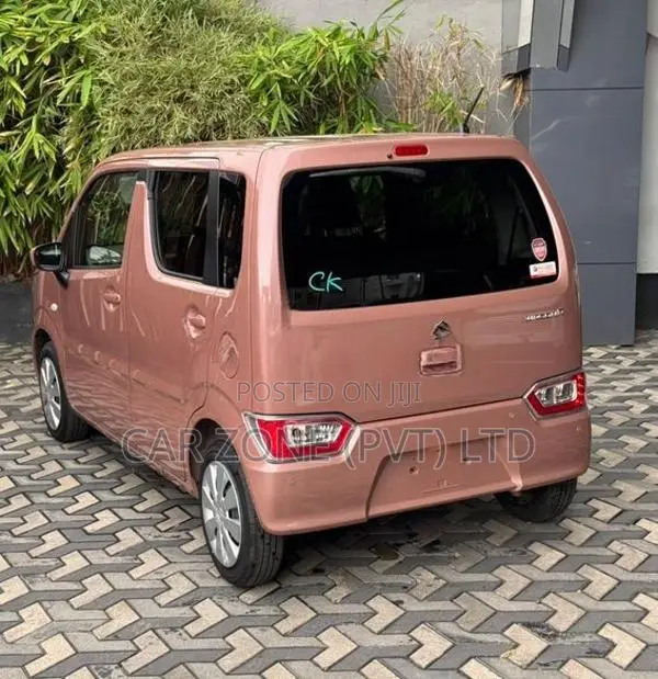 Suzuki Wagon R FX PETROL 2025