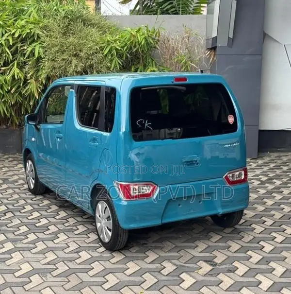 Suzuki Wagon R FX PETROL 2025