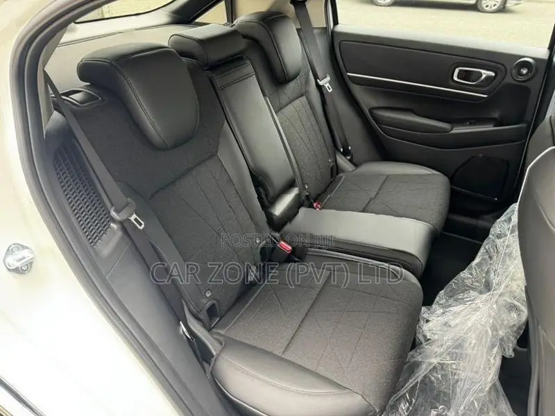Honda Vezel Z PREMIUM LOADED 2026