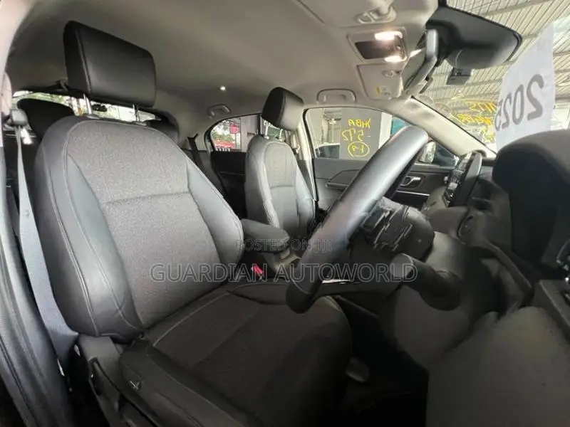 Honda Vezel Z Premium 2025
