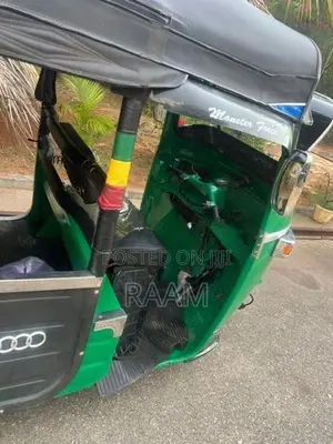 Bajaj RE 2006