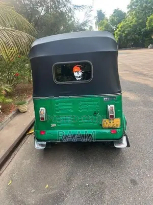Bajaj RE 2006