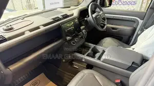 Land Rover Defender Fully Loaded Phev 2026
