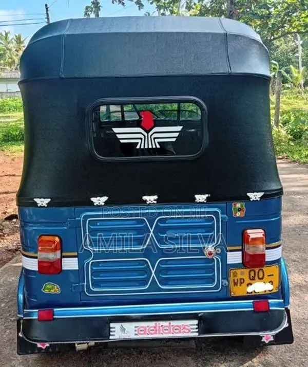 Bajaj RE 2008
