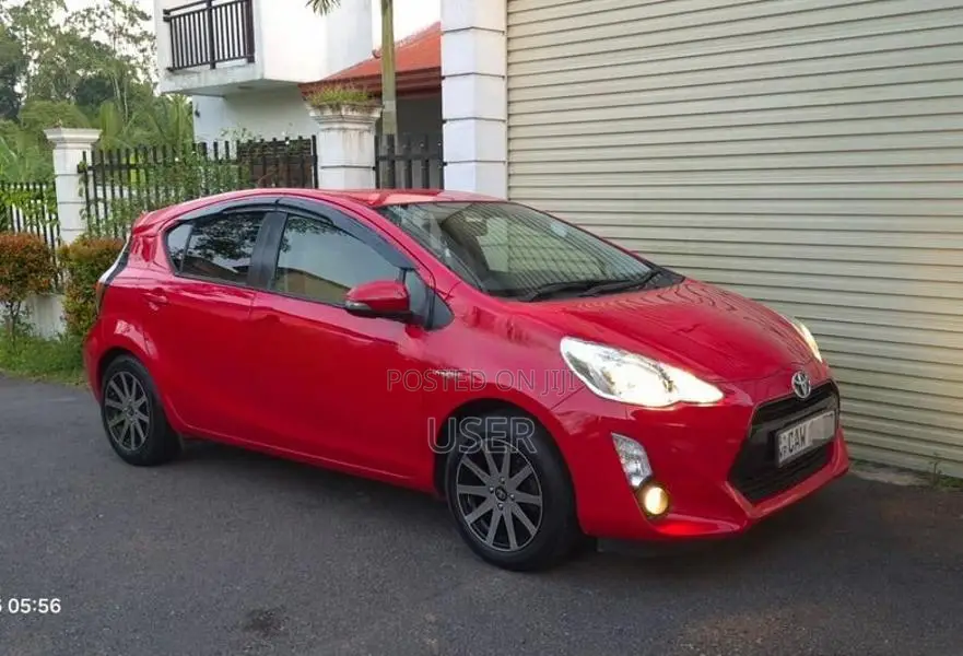 Toyota Aqua Urban S 45500km 2015