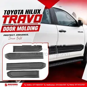 Toyota Hilux Travo Door Molding