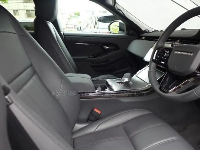 Land Rover Range Evoque S P300e 2025