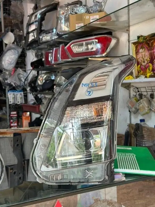 Wagon R MH55S Stingray Headlight