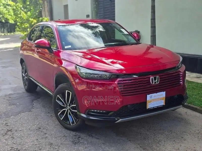 Honda Vezel z premium 2026