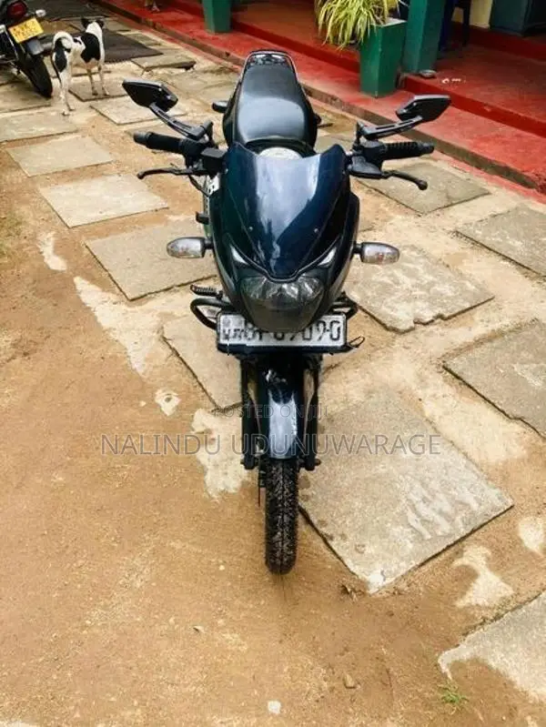 Bajaj Pulsar 150 2017